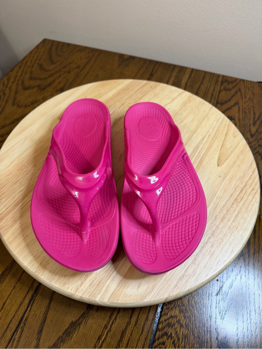 OOFOS women’s OOriginal Sandals Flip Flops Athletic Comfort - Picture 3 of 10